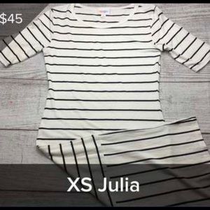 Xs Julia Dress by LuLaRoe
